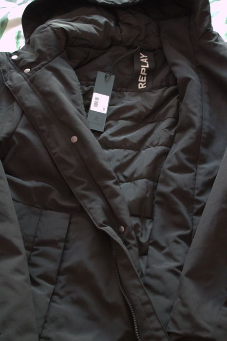 Replay зимна парка ,размер S , мъжко чисто ново