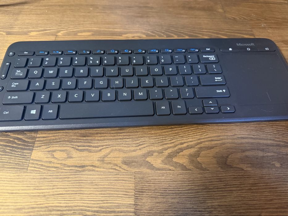 Acer mini pc i5-6500T 16GB RAM plus tastatura cu touch