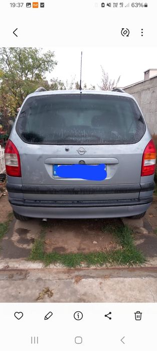 Vând Opel Zafira