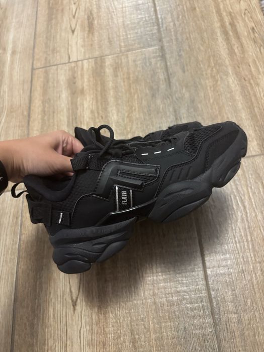 Дамски кецове на flair,guess,nike.