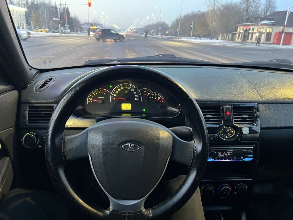 Продам приора 2013г