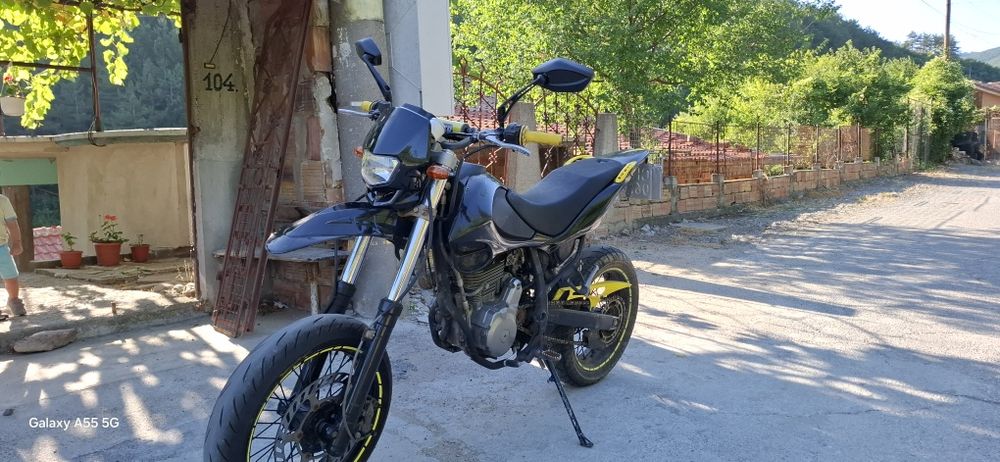 Suzuki DR 350-супермото