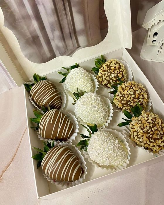 Клубника в шоколаде премиум