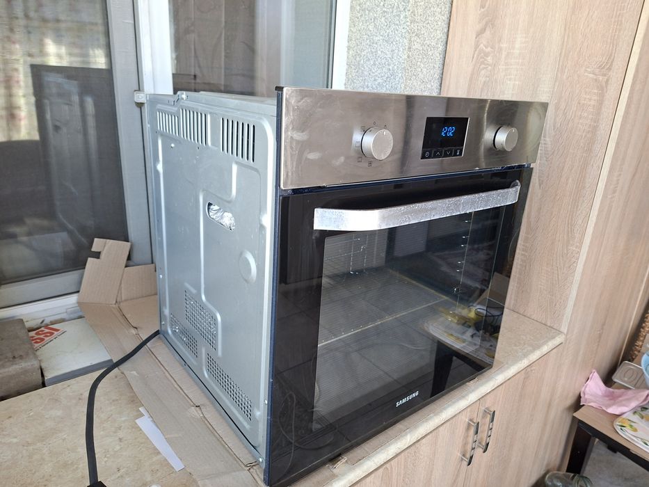Продам электропечь Samsung Б/У