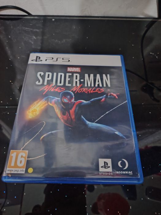 Человек паук моралес