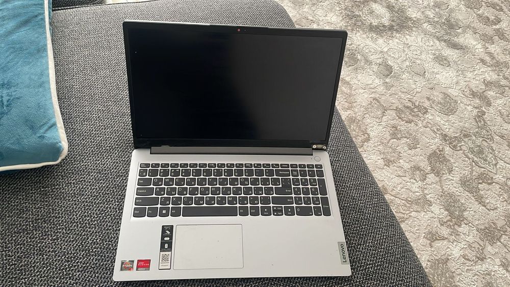 Продам ноутбук Lenovo idea pad