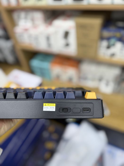 Keyboard mouse klaviatura va mishka