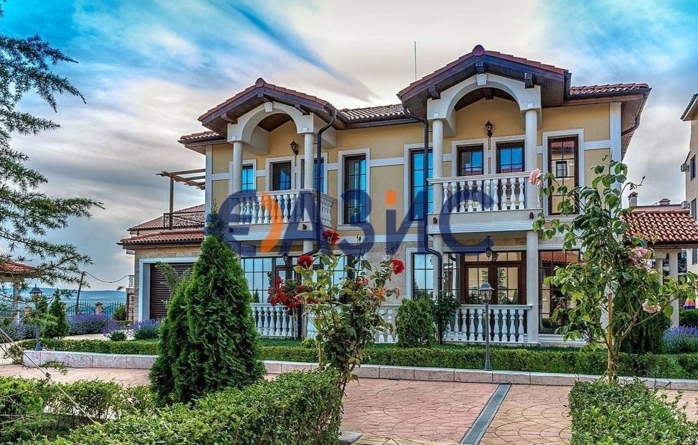 Продава се Къща в с. Кошарица, Област Бургас - 181 кв.м за 1012 €/кв.м - Снимка #8