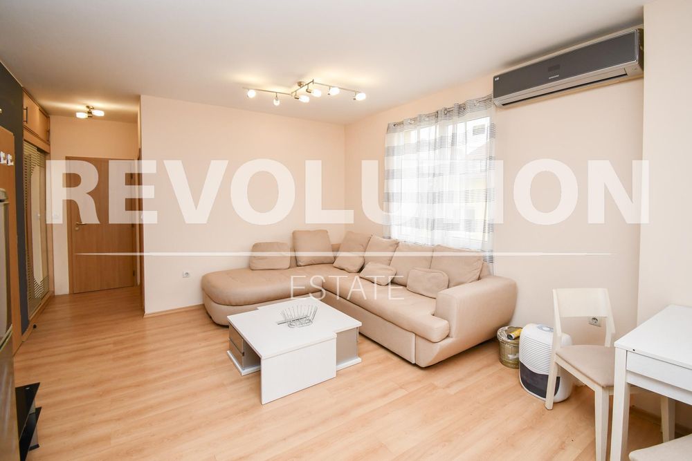 Дава се под наем Двустаен апартамент в София, Зона Б-5 - 55 кв.м за 562 € - Снимка #1