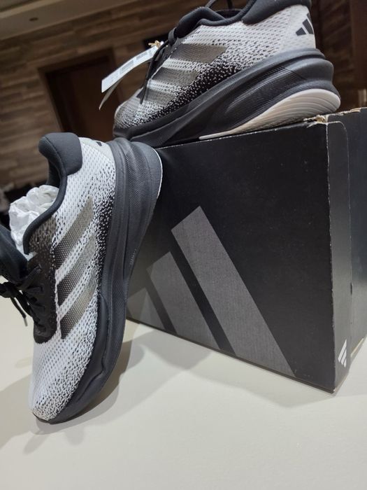 Adidas supernova stride M