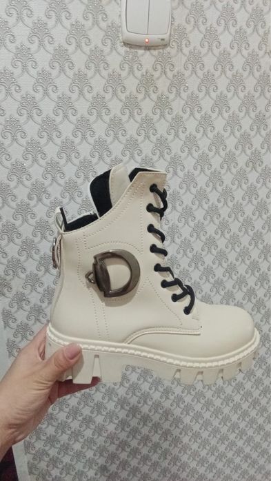 Осенние сапоги новые