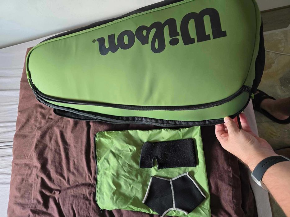 Geanta Tenis Wilson Blade Professional Tour V8 Large + CADOU