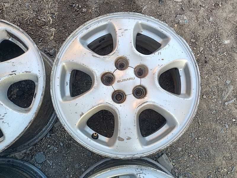 Продам оригинальные легкосплавные диски на автомашину Subaru