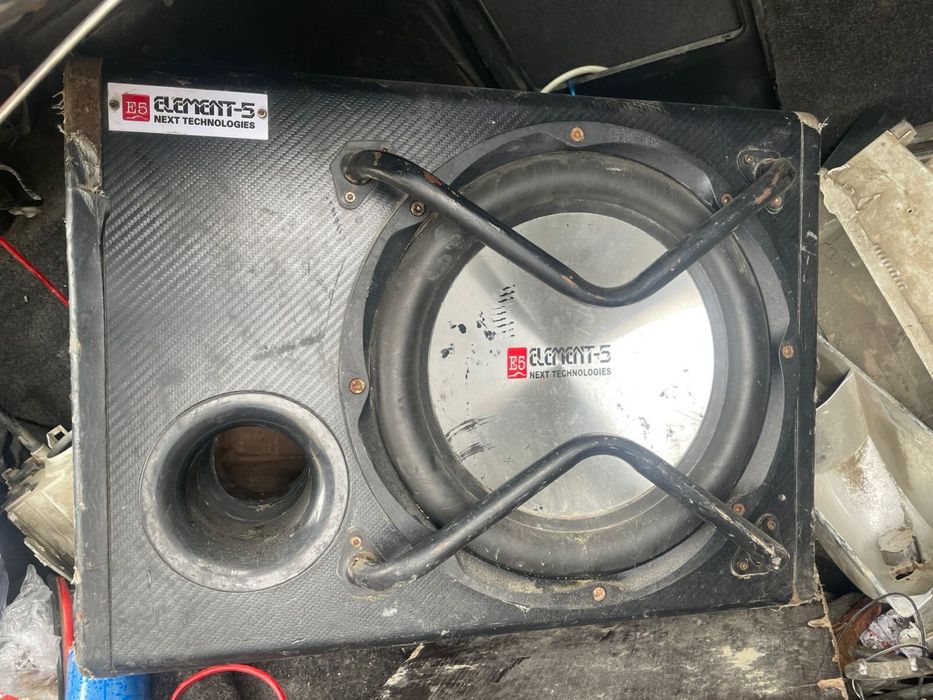 сабвуер на машину 5 элемент