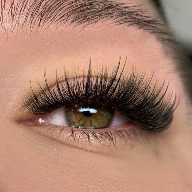 Gene false fir cu fir