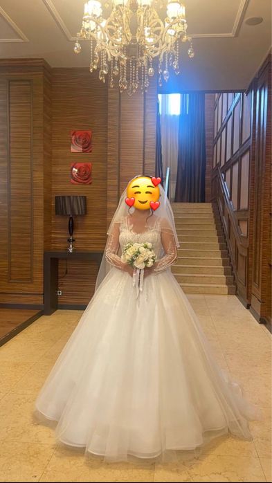 Продам шикарное свадебное платье