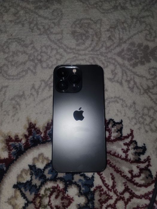 Iphone 13 pro Ideal SROCHNA SOTILADI