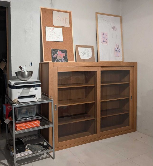 vitrina noua   comoda lemn masiv stejar   2 geamuri culisante