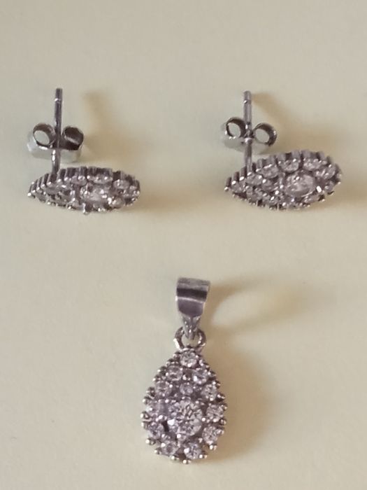Set cercei și pandantiv argint  925