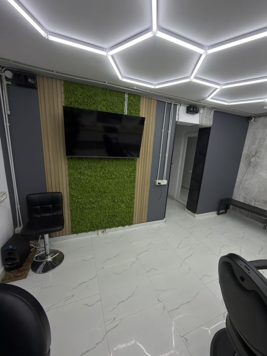 Inchiriere posturi frizerie