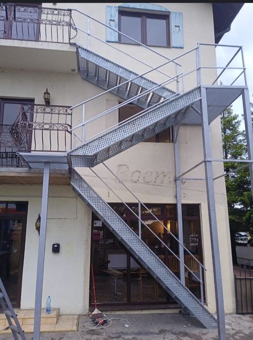 Scari zincate metalice