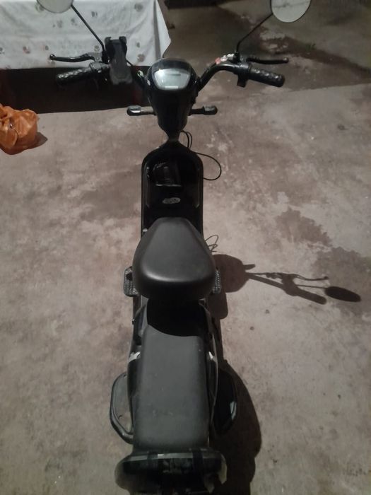 Скутер сатылад срочна