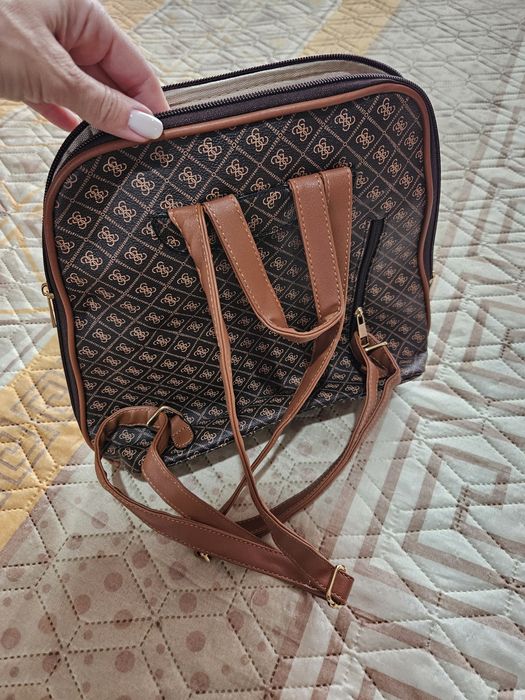 Дамска кожена раничка