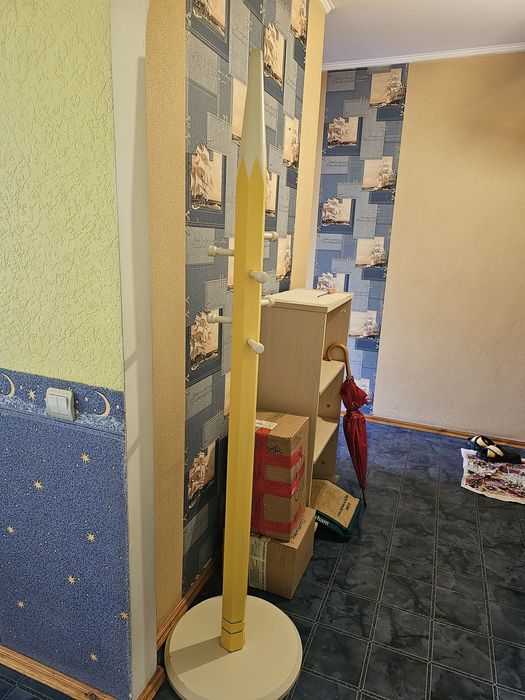 Вешалка в прихожую