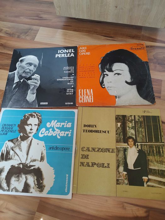 Vand diverse discuri vinil