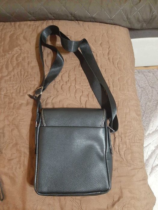 Мъжки чанти с дълга и къса дръжка