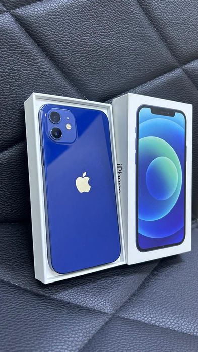 Айфон 12. 64гб..