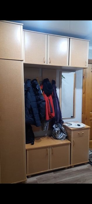 Продам прихожку хорошую