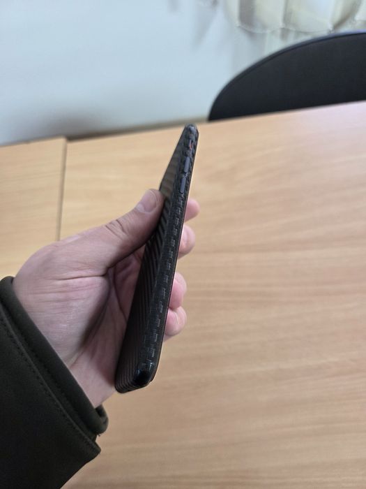 iPhone SE 2022 - *ca nou* 64 GB (folosit pentru recuperare de date)