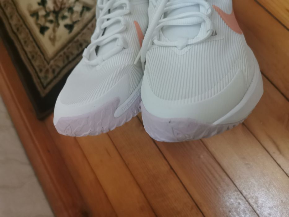 Нови обувки Nike Star Runner 4