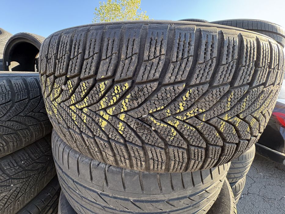 Продавам 4 броя зимни гуми Нексен Nexen 235/50/18