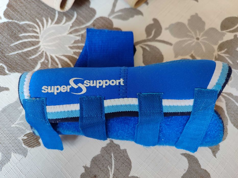 Шина/протеза за дясна ръка