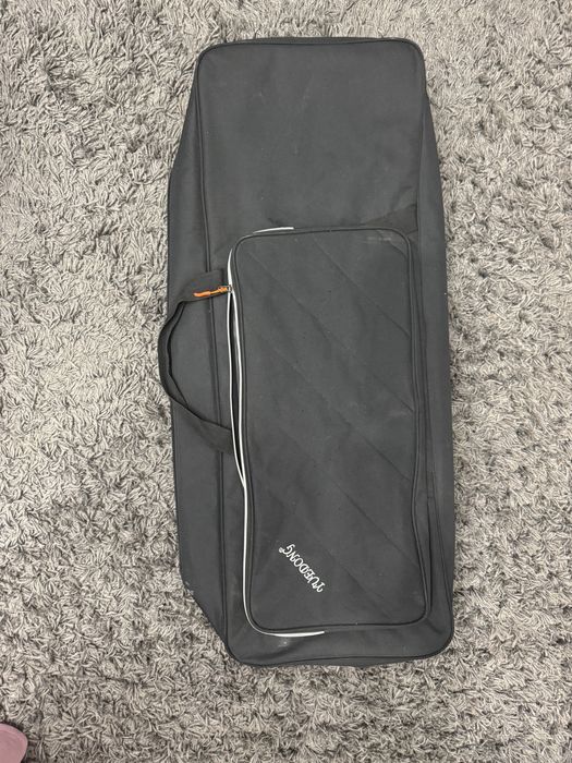 Продаю сентизатор Casio