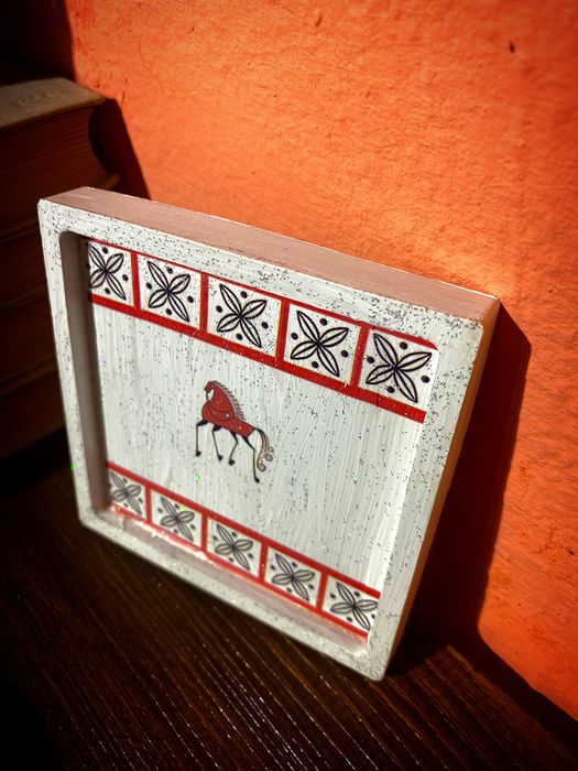 Подставки/панно из гипса