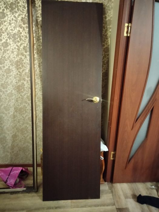Продам дверь с касяком