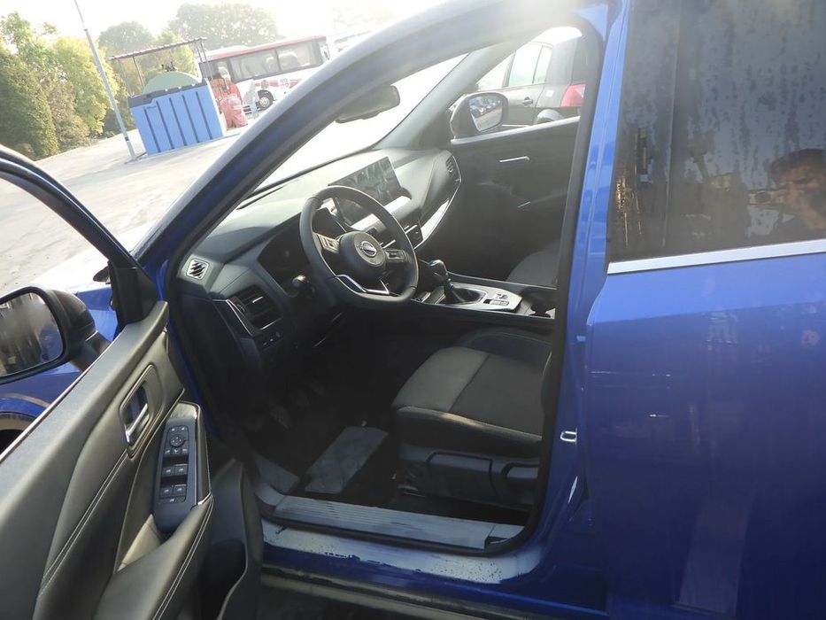 dezmembrez nissan qashqai 1.3 benzina   ,an 2023 ,