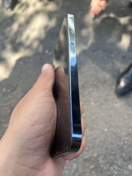 Продам iPhone 12 pro