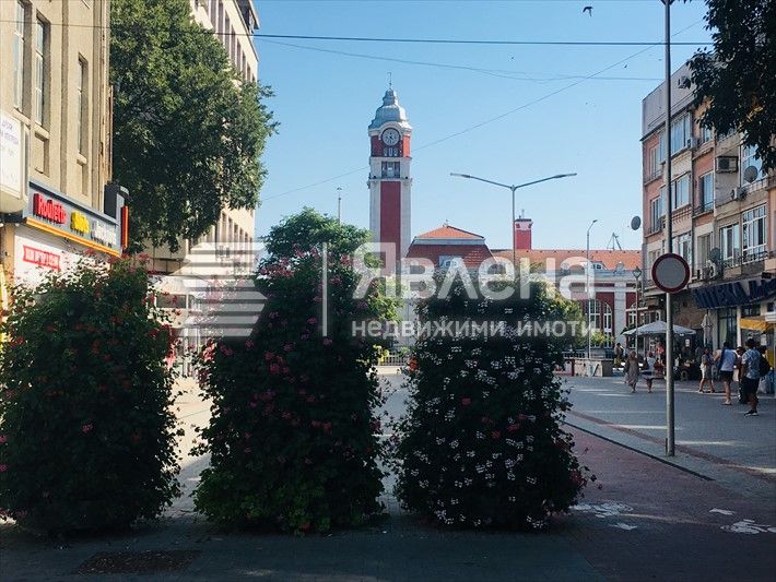 Продава се Хотел в Варна, Гръцка махала - 450 кв.м за 1845 €/кв.м - Снимка #1