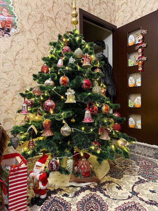 Продается Новогодняя Ёлка