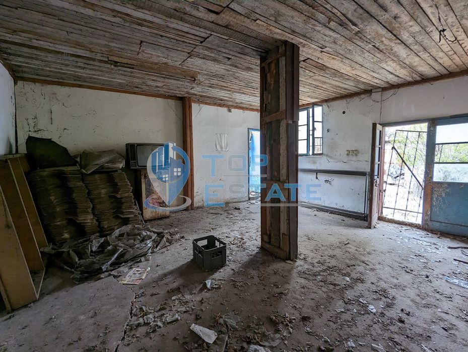 Продава се Склад в Горна Оряховица - 152 кв.м за 218 €/кв.м - Снимка #1