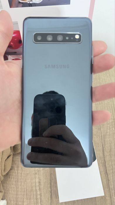 Samsung  S10 plus 5G