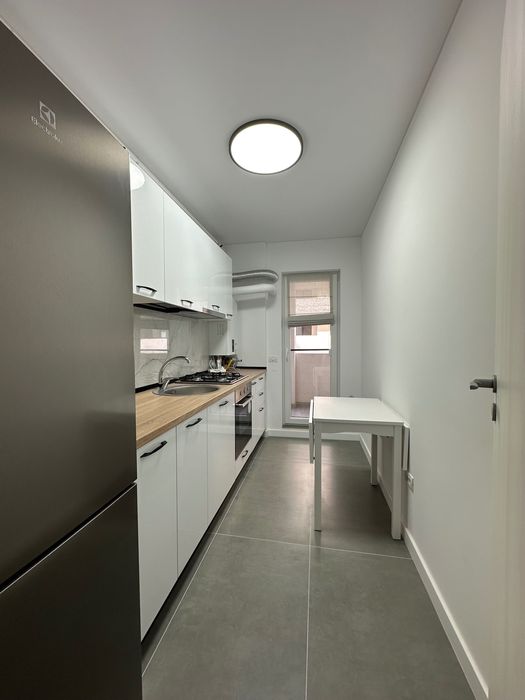 Garsoniera Biruintei 81 Metrou Berceni 5 min