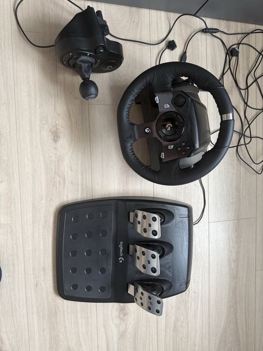 Волан Logitech G920 PC/XBOX и скоростен лост