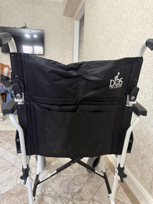 Инвалидная коляска