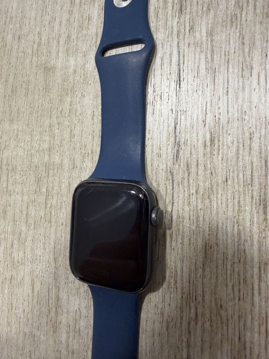 Apple Watch SE 44mm