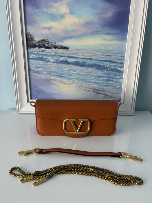 Дамска чанта – VLTN + подарък